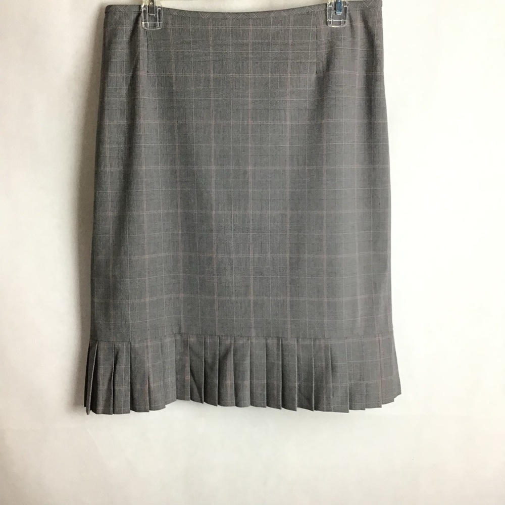 Isabella De Marco plaid Skirt w/Pleated Hem. Sz 10